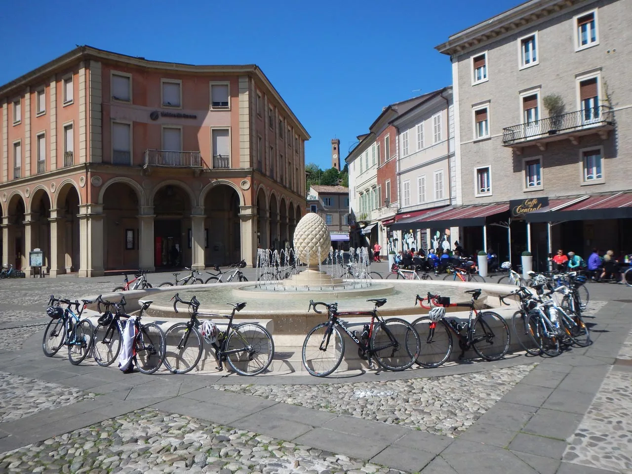 Cesenatico – Longiano – Roncofreddo – Sogliano – Borghi – Cesenatico